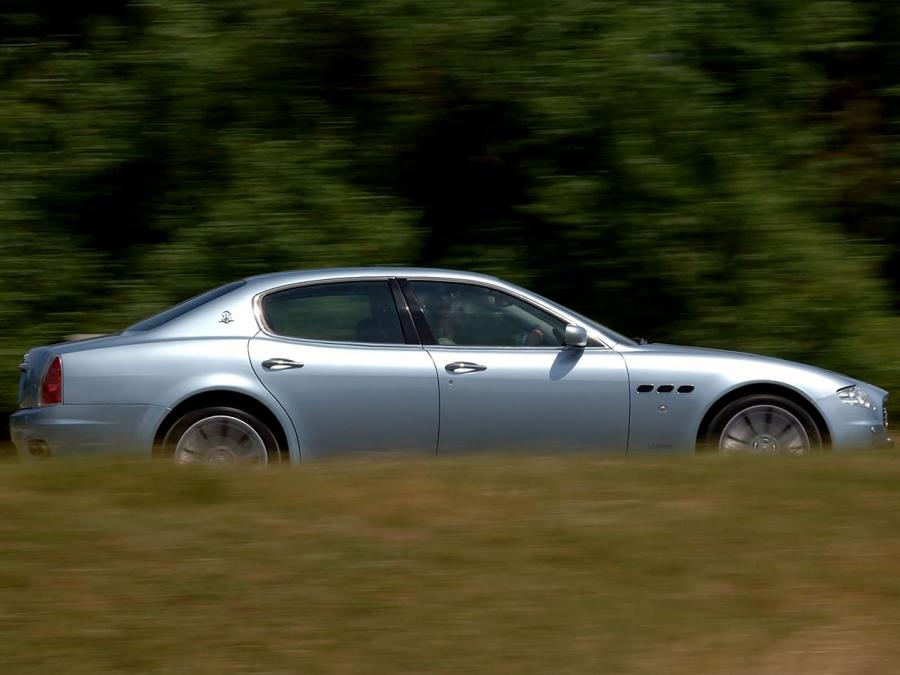  Maserati Quattroporte 2004 года  (UK) (фото 4 из 5)